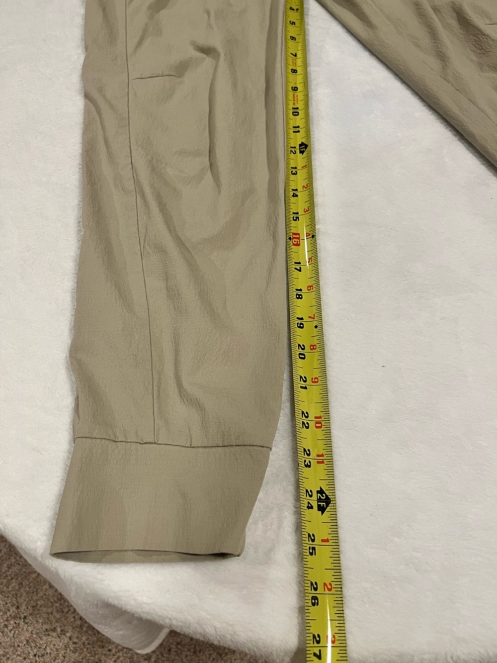 Athleta Trekkie North Jogger Hiking Pants Khaki Tan Size 4 - Picture 9 of 10